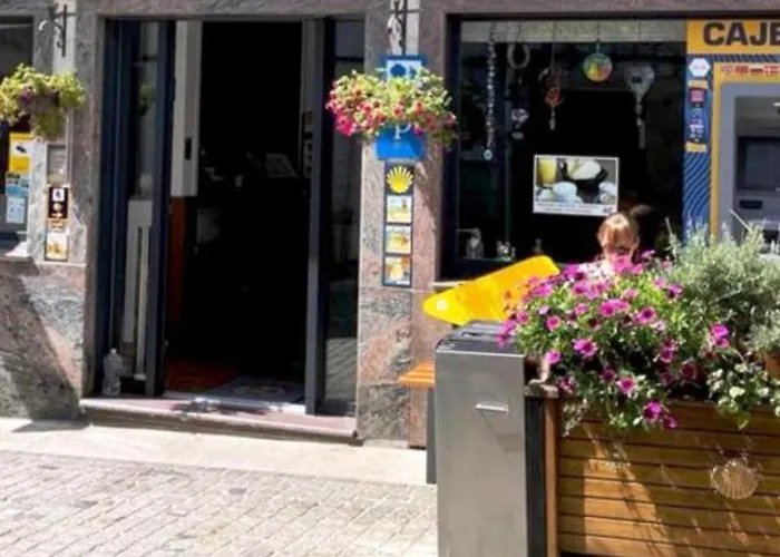 Albergue-Pensión Cabo da Vila Finisterre